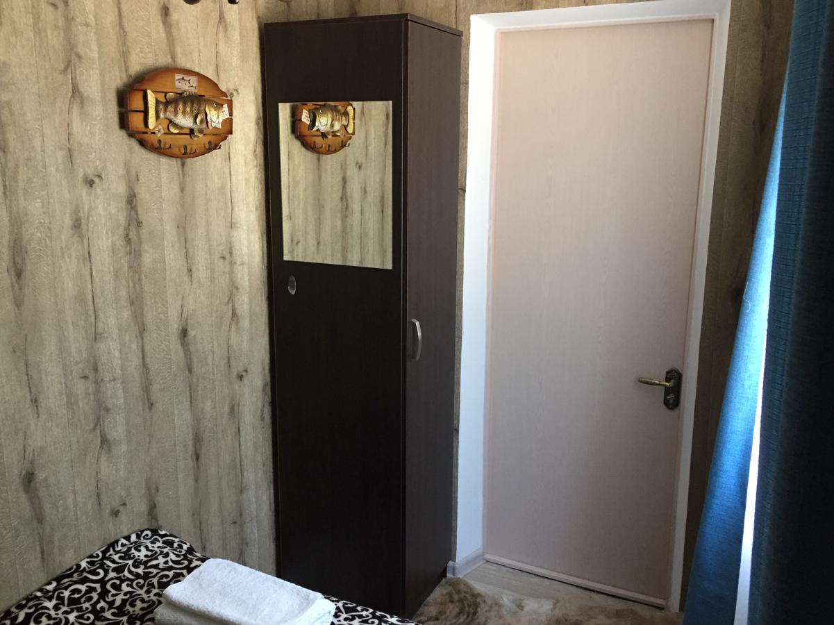 Alma Cinema Hostel Koktobe エクステリア 写真