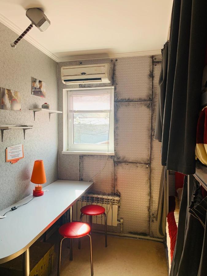 Alma Cinema Hostel Koktobe エクステリア 写真