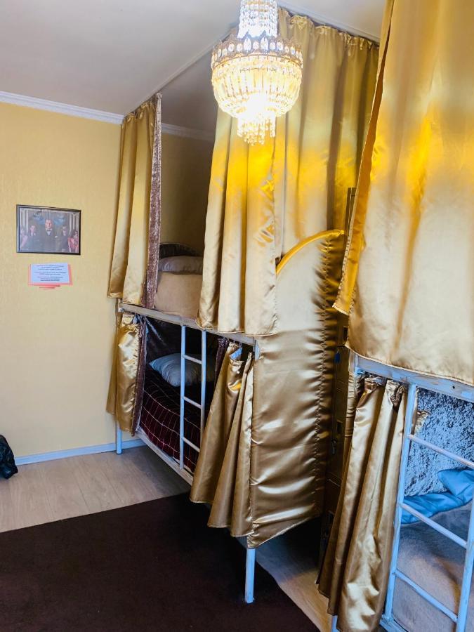 Alma Cinema Hostel Koktobe エクステリア 写真