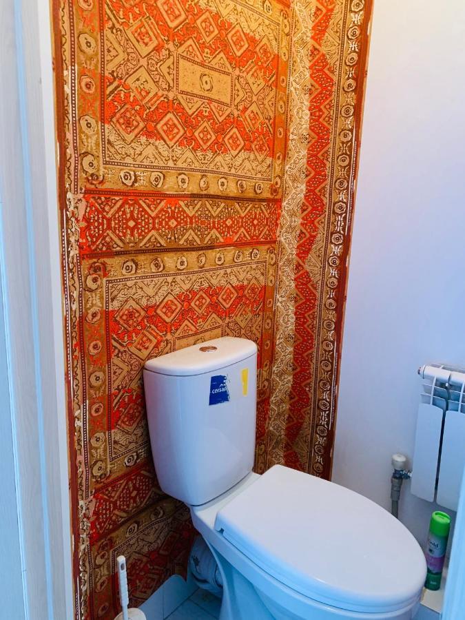 Alma Cinema Hostel Koktobe エクステリア 写真